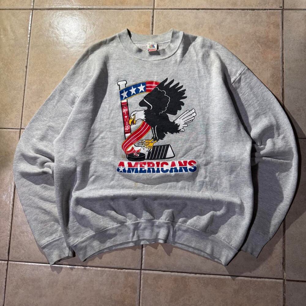 Vintage 90s fruit of the Loom Hockey Americans Size 2XL Mens Crewneck